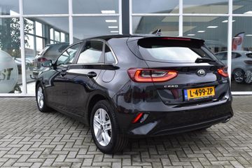 Voertuigafbeelding 3