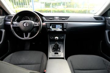 Voertuigafbeelding 11