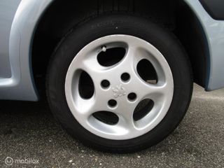 Voertuigafbeelding 7