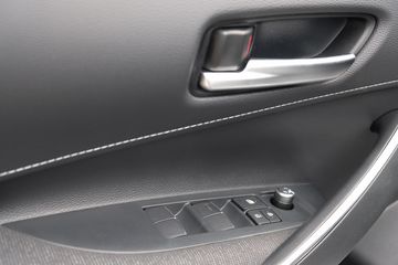 Voertuigafbeelding 12