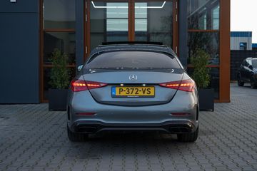 Voertuigafbeelding 7