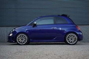 Voertuigafbeelding 3