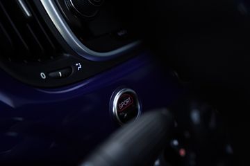 Voertuigafbeelding 35