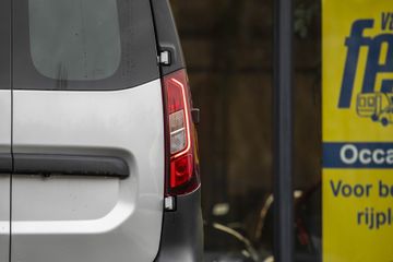 Voertuigafbeelding 6