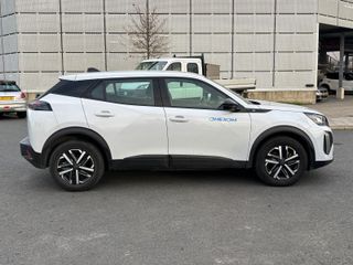 Voertuigafbeelding 12