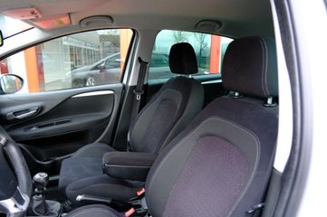 Voertuigafbeelding 19