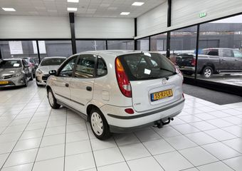 Voertuigafbeelding 8