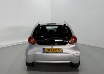 Voertuigafbeelding 5