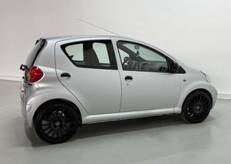 Voertuigafbeelding 7