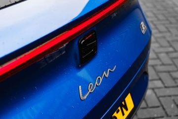 Voertuigafbeelding 16