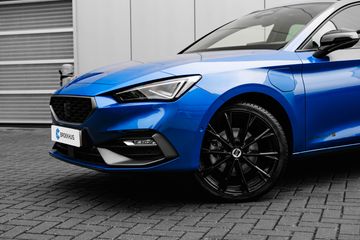 Voertuigafbeelding 5