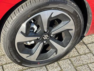 Voertuigafbeelding 6