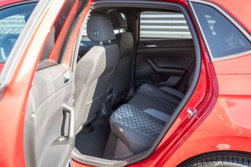 Voertuigafbeelding 21