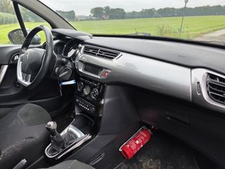 Voertuigafbeelding 10