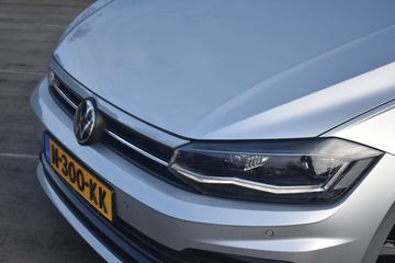 Voertuigafbeelding 4