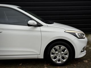 Voertuigafbeelding 18