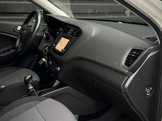 Voertuigafbeelding 21