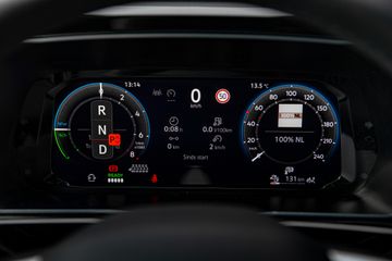 Voertuigafbeelding 12