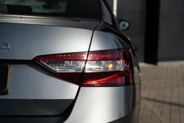 Voertuigafbeelding 14