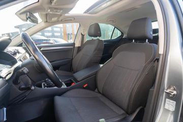 Voertuigafbeelding 17