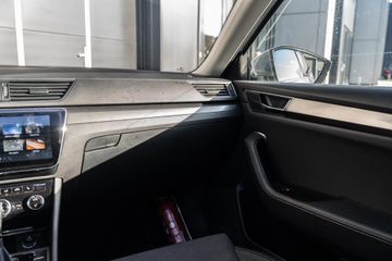 Voertuigafbeelding 19