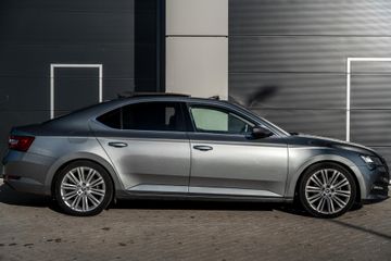 Voertuigafbeelding 5