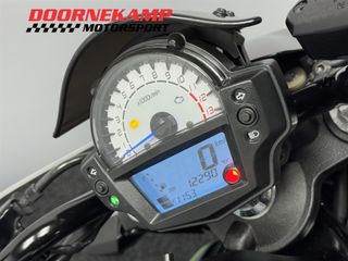 Voertuigafbeelding 16