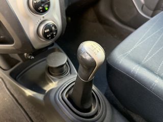 Voertuigafbeelding 8