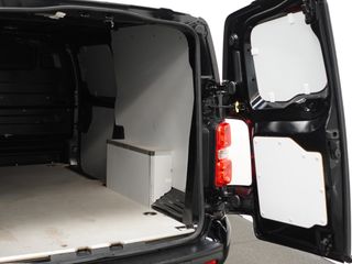 Voertuigafbeelding 32