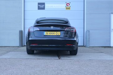 Voertuigafbeelding 8