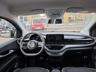 Voertuigafbeelding 12