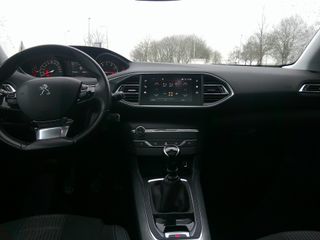 Voertuigafbeelding 9