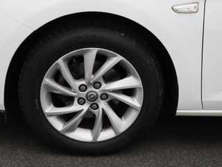 Voertuigafbeelding 11