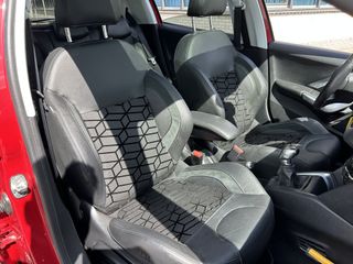 Voertuigafbeelding 19