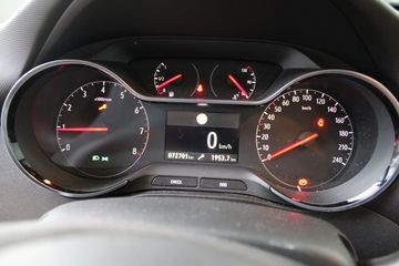 Voertuigafbeelding 4