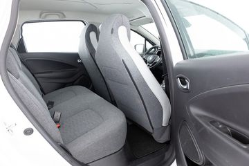 Voertuigafbeelding 6