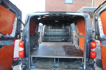 Voertuigafbeelding 11