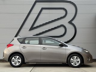 Voertuigafbeelding 3