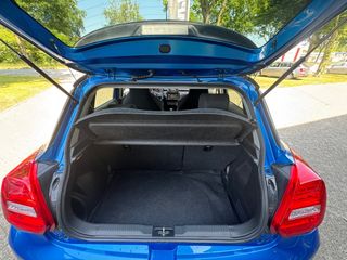 Voertuigafbeelding 4