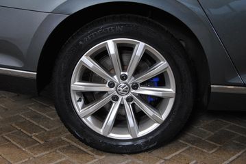 Voertuigafbeelding 3