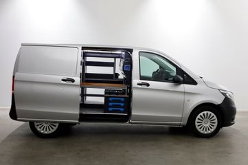 Voertuigafbeelding 6