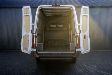 Voertuigafbeelding 8