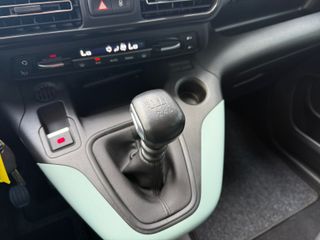 Voertuigafbeelding 22