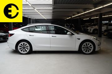 Voertuigafbeelding 12