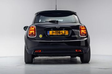 Voertuigafbeelding 32