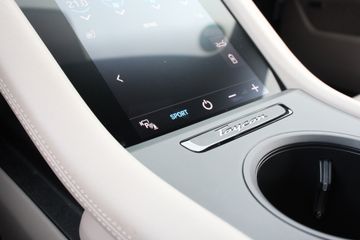 Voertuigafbeelding 27