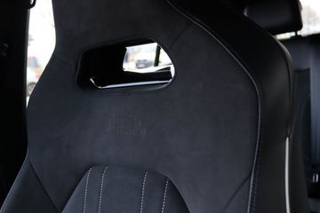 Voertuigafbeelding 30