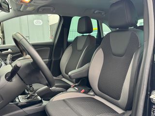 Voertuigafbeelding 26