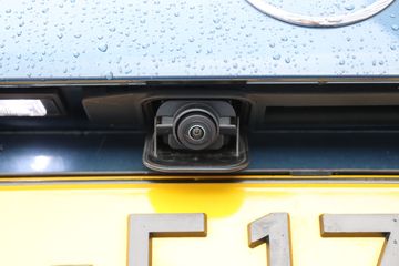 Voertuigafbeelding 9