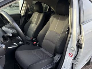 Voertuigafbeelding 8